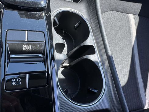 Used 2023 Hyundai Sonata SE FWD image 29