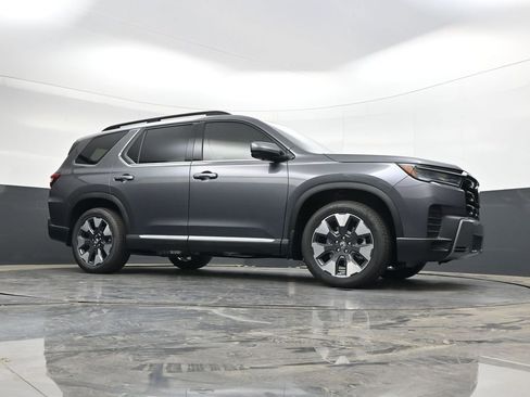 New 2026 Honda Pilot Touring image 27
