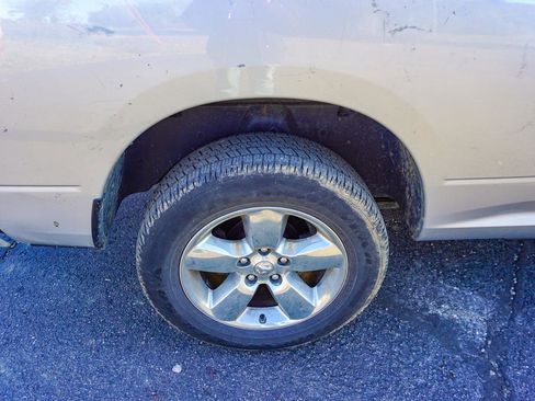 Used 2019 RAM 1500 Express w/ Express Value Package AWD/4WD image 32