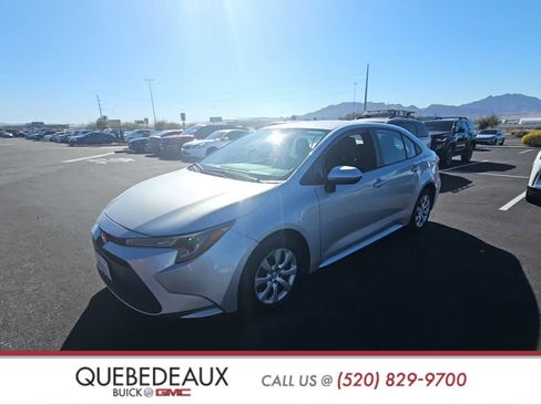 Used 2024 Toyota Corolla LE image 3