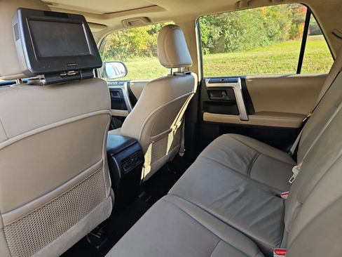 Used 2012 Toyota 4Runner Limited image 13