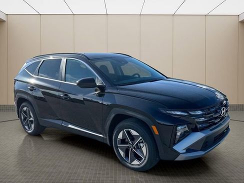 New 2026 Hyundai Tucson SEL FWD image 2