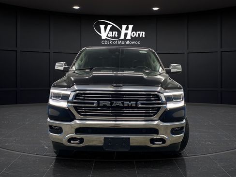 Used 2022 RAM 1500 Laramie AWD/4WD image 2