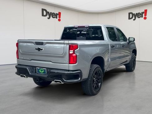 Used 2024 Chevrolet Silverado 1500 LT Trail Boss w/ Convenience Package II AWD/4WD image 6