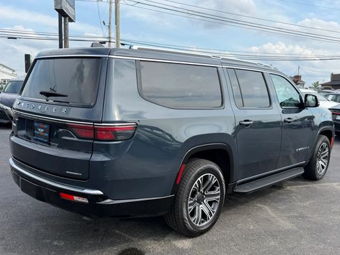 Used 2024 Jeep Wagoneer L Series II w/ Flexible Seating Group RWD image 67