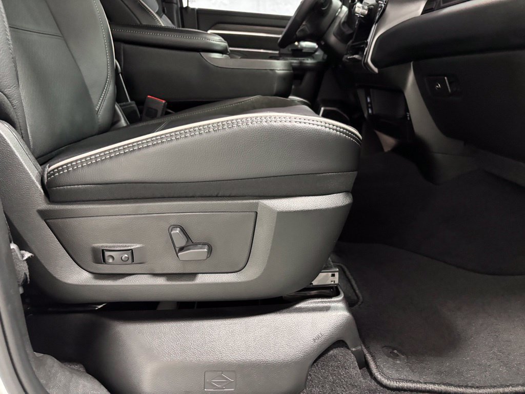Used 2026 RAM 2500 Laramie AWD/4WD image 55