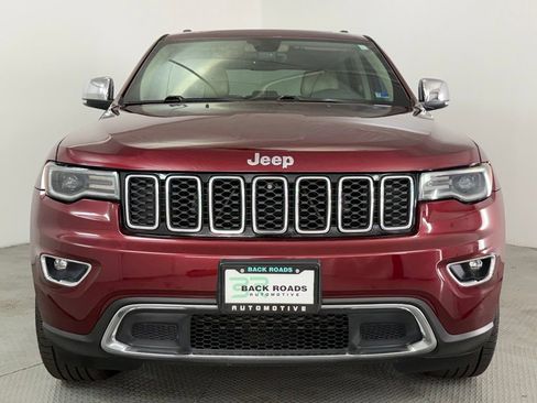 Used 2017 Jeep Grand Cherokee Limited w/ Luxury Group II AWD/4WD image 2