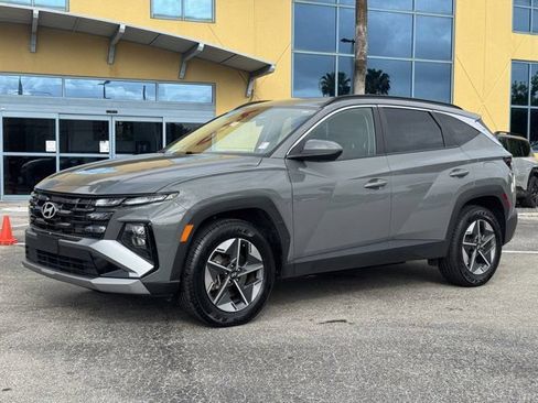 Used 2025 Hyundai Tucson SEL AWD/4WD image 2