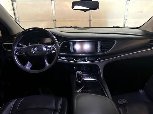 Used 2019 Buick Enclave Avenir w/ Avenir Technology Package image 13