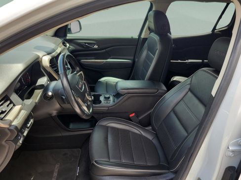 Used 2021 GMC Acadia Denali w/ Denali Technology Package FWD image 17