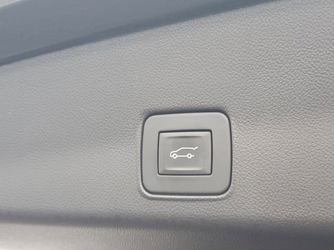 Certified 2024 Chevrolet TrailBlazer RS w/ Convenience Package FWD image 8
