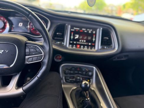 Used 2019 Dodge Challenger SRT Hellcat w/ Widebody Package RWD image 8