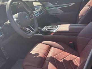Used 2023 BMW i7 xDrive60 video 2