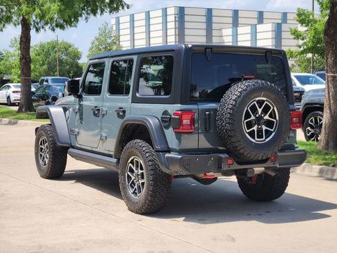 Used 2024 Jeep Wrangler Unlimited Rubicon w/ Technology Group AWD/4WD image 7