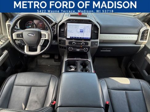 Used 2022 Ford F250 Lariat w/ Black Appearance Pkg AWD/4WD image 18