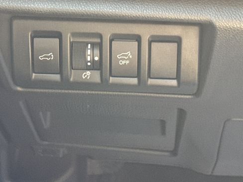 Used 2020 Subaru Outback Limited XT AWD/4WD image 27
