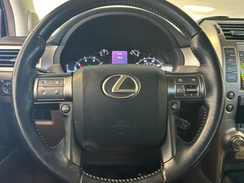 Used 2017 Lexus GX 460 w/ Navigation Package AWD/4WD image 27
