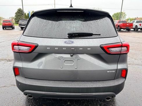 Used 2025 Ford Escape ST-Line Select AWD/4WD image 3