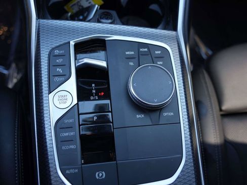Certified 2023 BMW 330i Sedan w/ M Sport Package RWD image 21