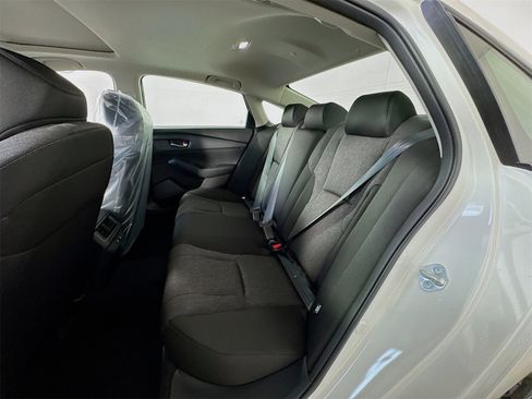 New 2025 Honda Accord SE image 10