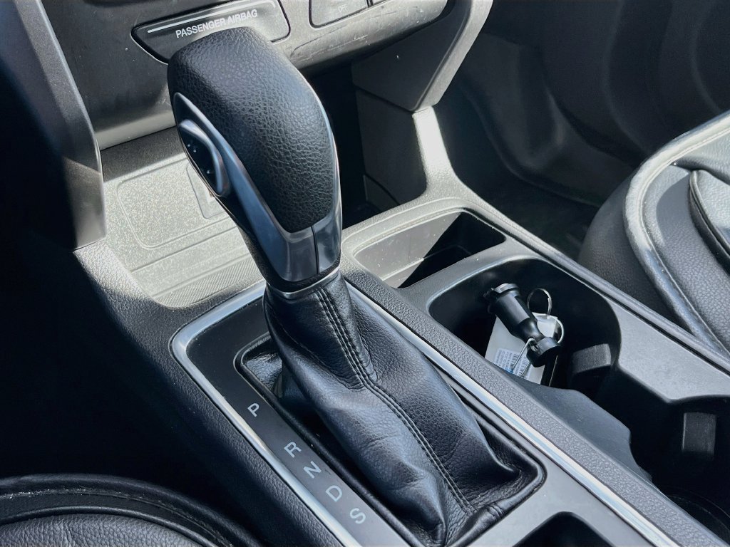 Used 2019 Ford Escape SE FWD image 16