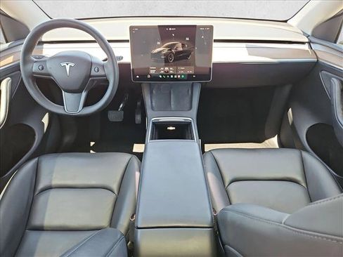 Used 2023 Tesla Model Y Long Range AWD/4WD image 24
