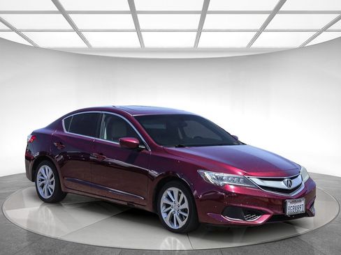 Used 2016 Acura ILX FWD image 4