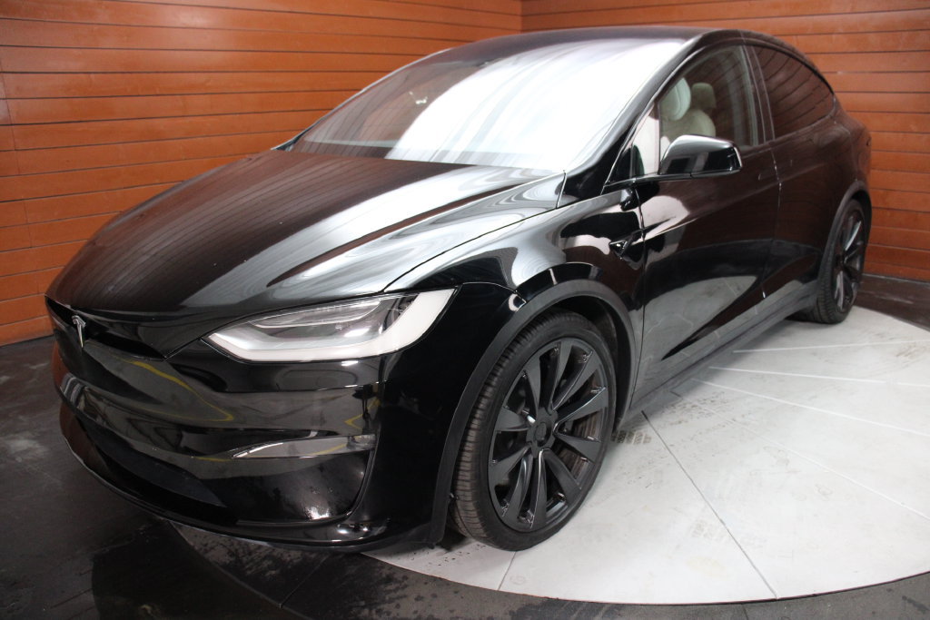 Used 2023 Tesla Model X AWD/4WD image 39