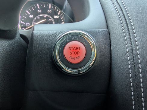 Used 2019 Nissan Armada Platinum w/ Captain's Chairs Package image 36