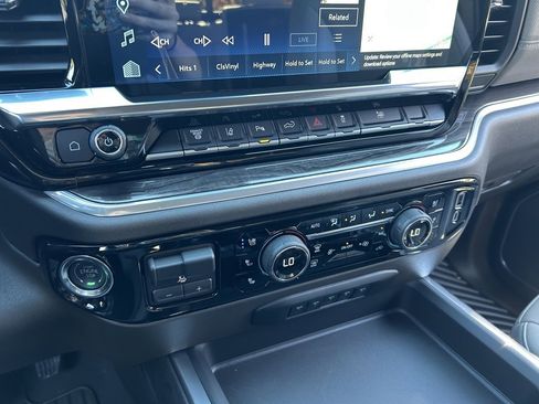 New 2026 Chevrolet Silverado 3500 LTZ w/ LTZ Premium Package image 37