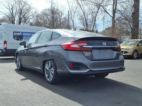 Used 2018 Honda Clarity Plug-In Hybrid image 3