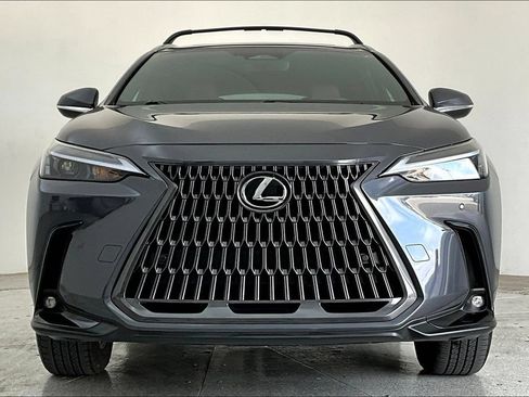 Used 2025 Lexus NX 350 AWD w/ Accessory Package (2T) image 3