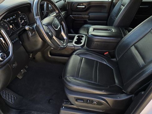 Used 2022 GMC Sierra 3500 Denali w/ Denali Ultimate Package image 20