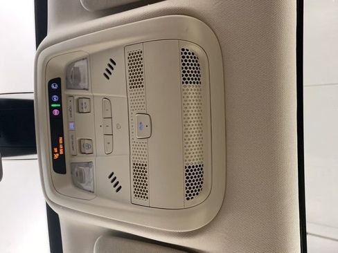 Used 2021 Cadillac XT5 Premium Luxury w/ LPO, Floor Liner Package image 15