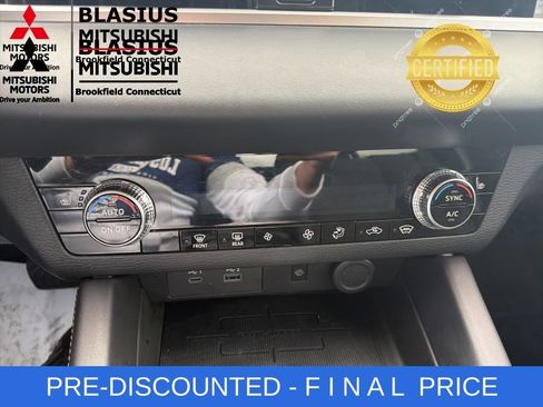 Used 2023 Mitsubishi Outlander 4WD Plug-In Hybrid image 27