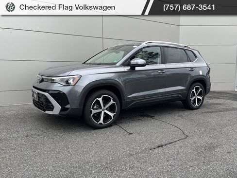 New 2025 Volkswagen Taos SEL image 12