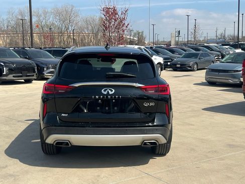 Used 2020 INFINITI QX50 Luxe image 11