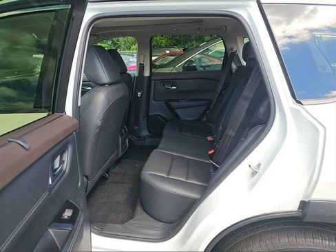 Certified 2023 Nissan Rogue SL w/ SL Premium Package AWD/4WD image 9