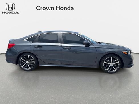 Used 2024 Honda Civic Touring image 5