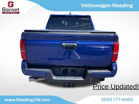 Used 2024 Toyota Tacoma TRD Off-Road AWD/4WD image 4