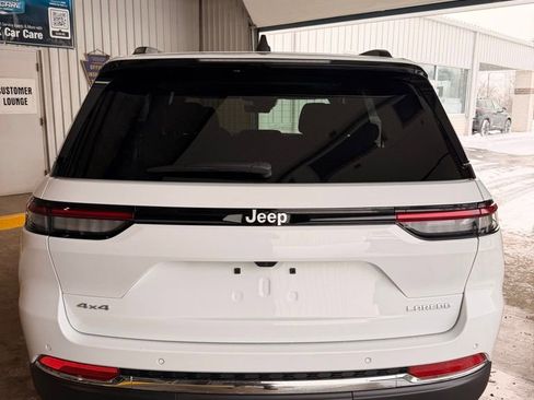 New 2025 Jeep Grand Cherokee Laredo X image 4