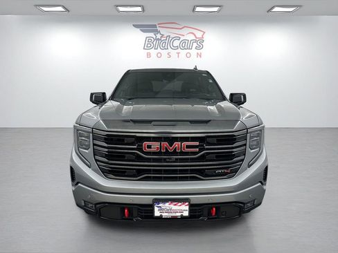 Used 2024 GMC Sierra 1500 AT4 w/ Technology Package image 2
