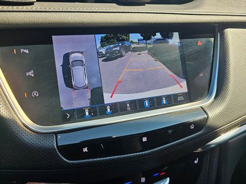 Used 2020 Cadillac XT5 Sportv image 36