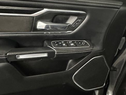 Used 2023 RAM 1500 Laramie AWD/4WD image 9
