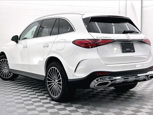 New 2026 Mercedes-Benz GLC 350e 4MATIC image 2