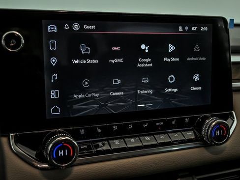 New 2026 GMC Canyon Denali image 16