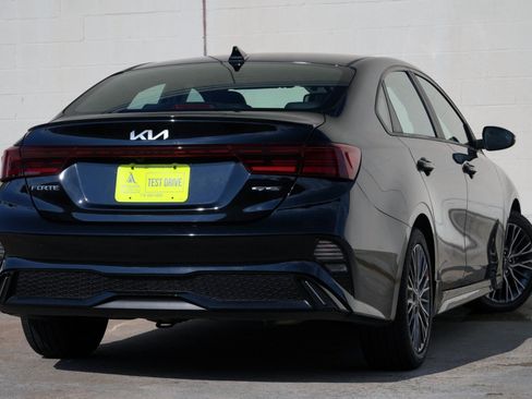 Used 2023 Kia Forte GT-Line FWD image 4