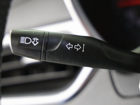 Used 2019 Chevrolet Equinox LT image 21