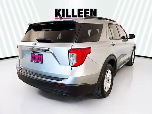 Used 2023 Ford Explorer XLT image 7