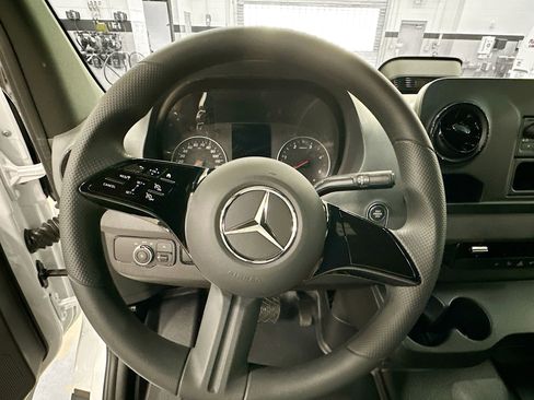 New 2026 Mercedes-Benz Sprinter 2500 image 12
